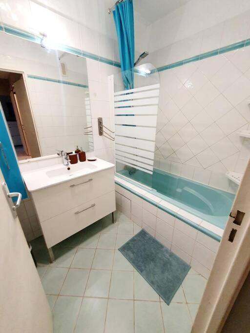 Appartement Avec 3 Chambres 80M2 Plein Sud Marignane Exteriör bild